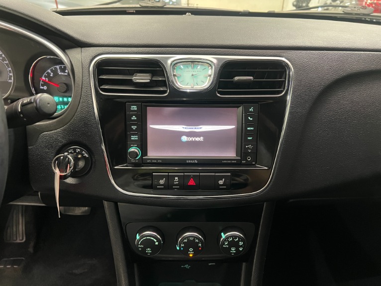 Used-2012-Chrysler-200-S-FWD