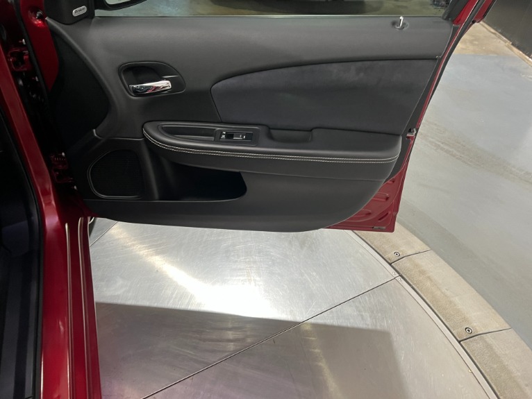 Used-2012-Chrysler-200-S-FWD