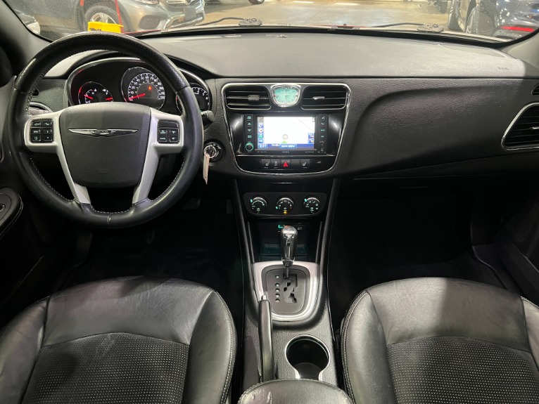 Used-2012-Chrysler-200-S-FWD