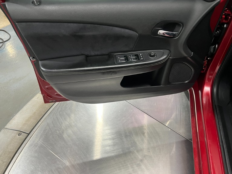 Used-2012-Chrysler-200-S-FWD
