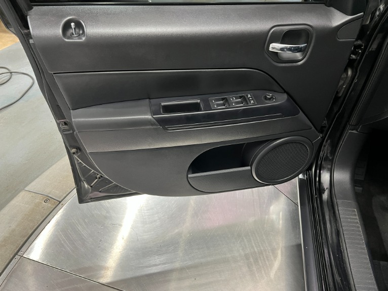 Used-2017-Jeep-Patriot-Sport-Manual-FWD