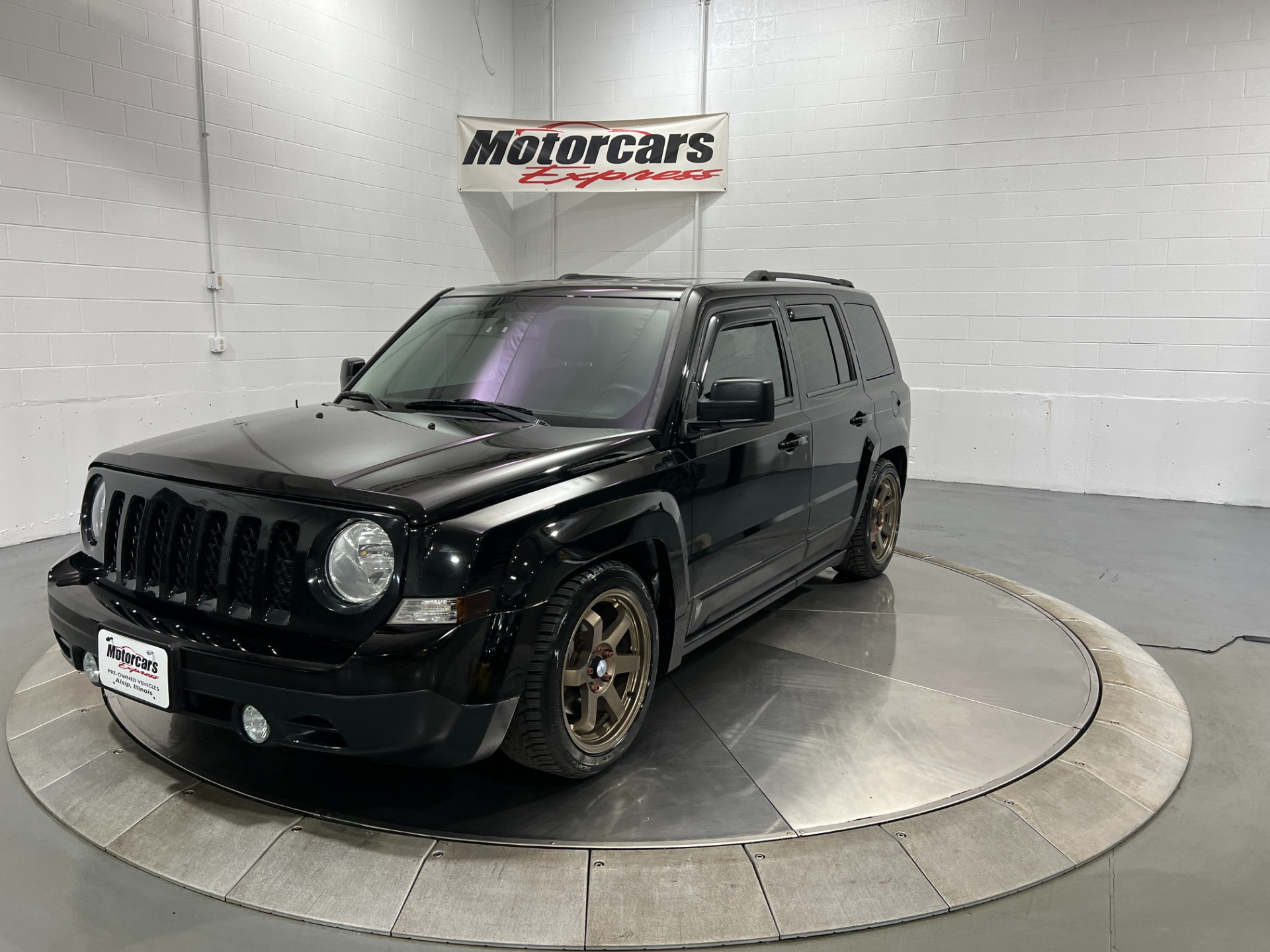 Used-2017-Jeep-Patriot-Sport-Manual-FWD