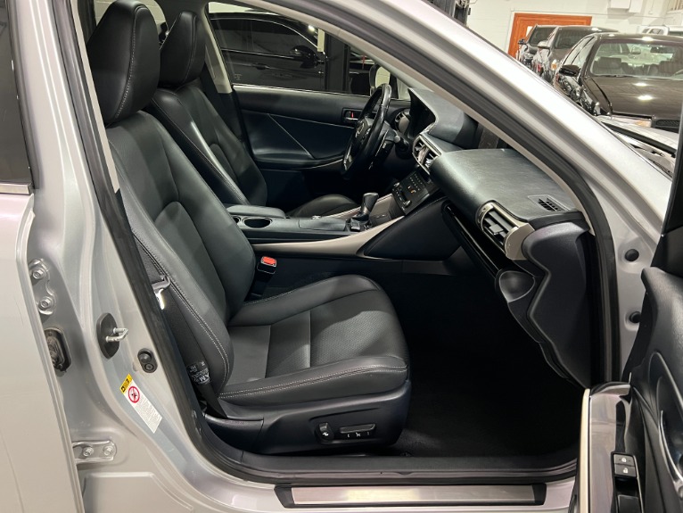 Used-2016-Lexus-IS-300-AWD