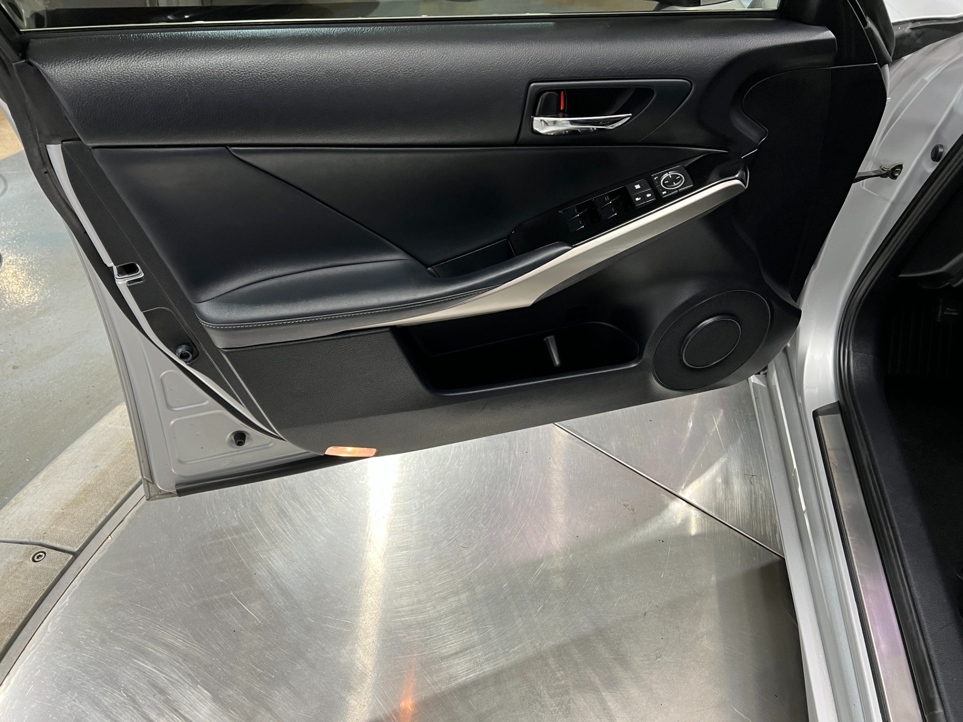 Used-2016-Lexus-IS-300-AWD