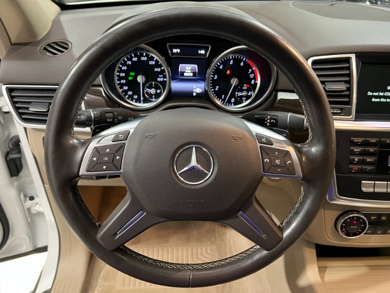 Used-2015-Mercedes-Benz-M-Class-ML-350-4MATIC