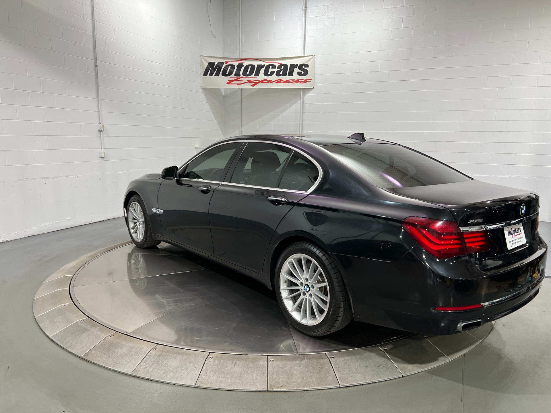 Used-2013-BMW-7-Series-750i-xDrive
