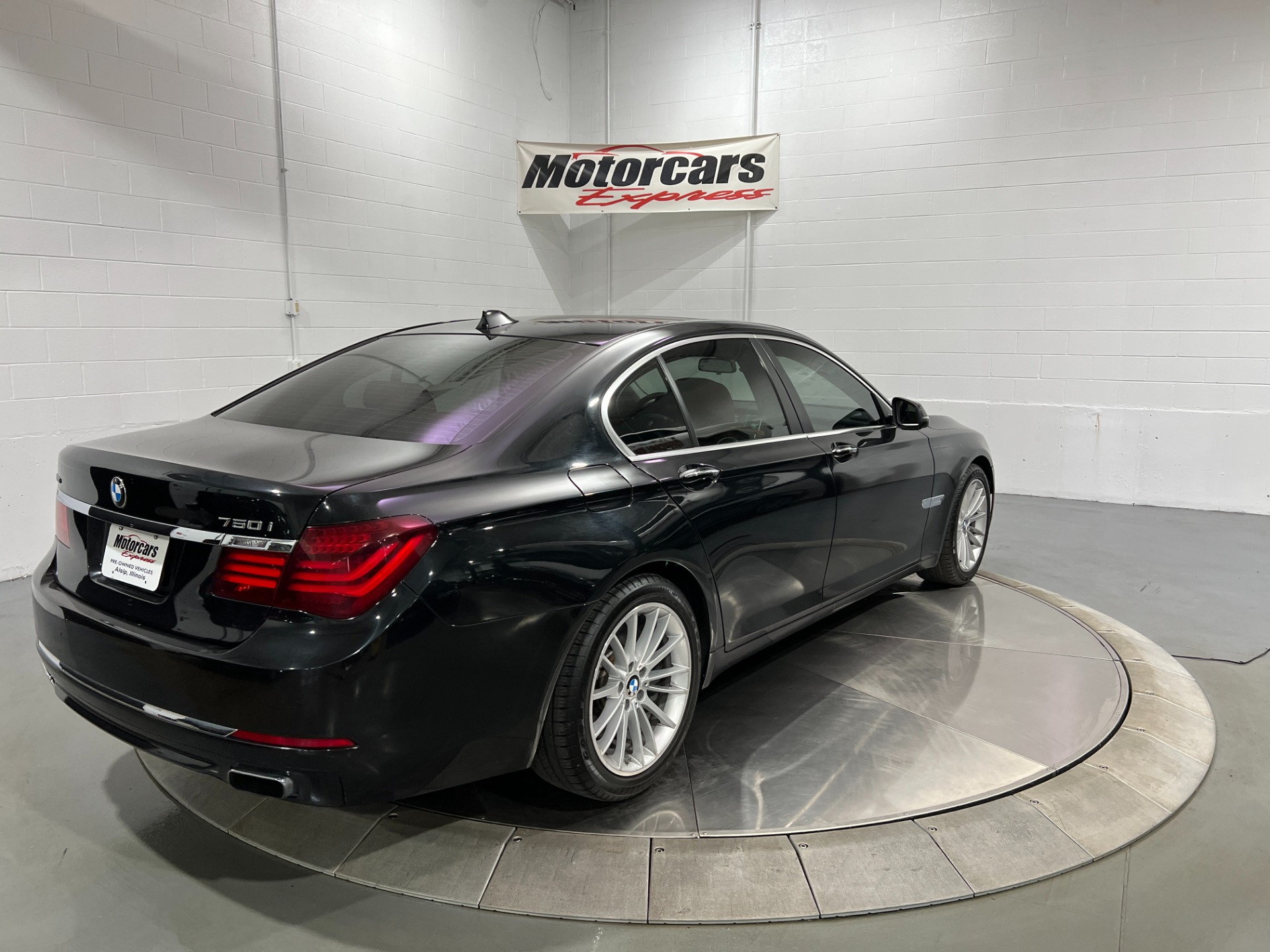 Used-2013-BMW-7-Series-750i-xDrive