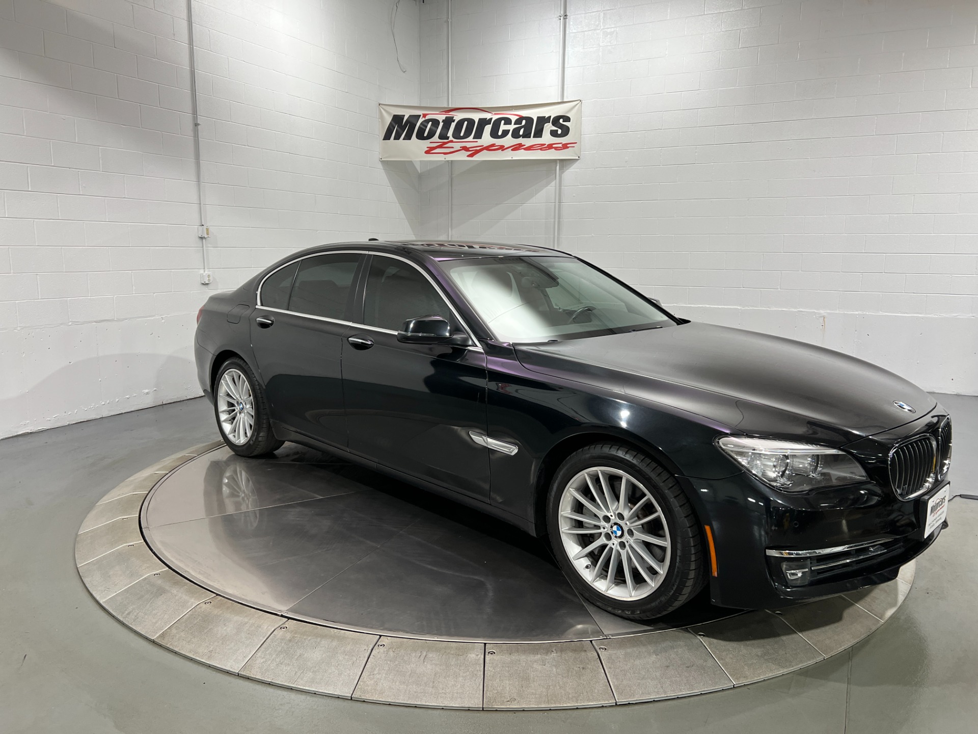 Used-2013-BMW-7-Series-750i-xDrive