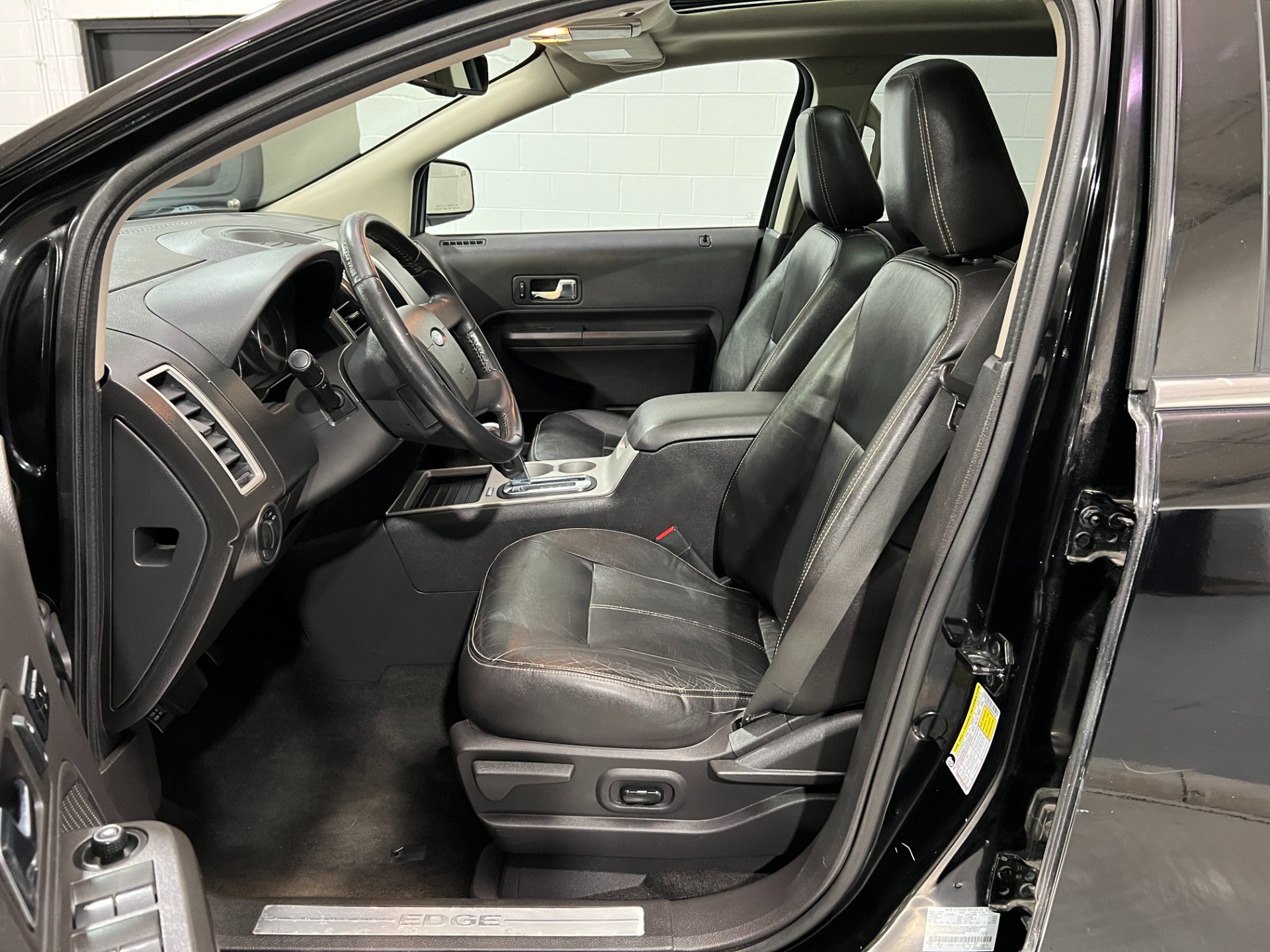 Used-2008-Ford-Edge-Limited-AWD