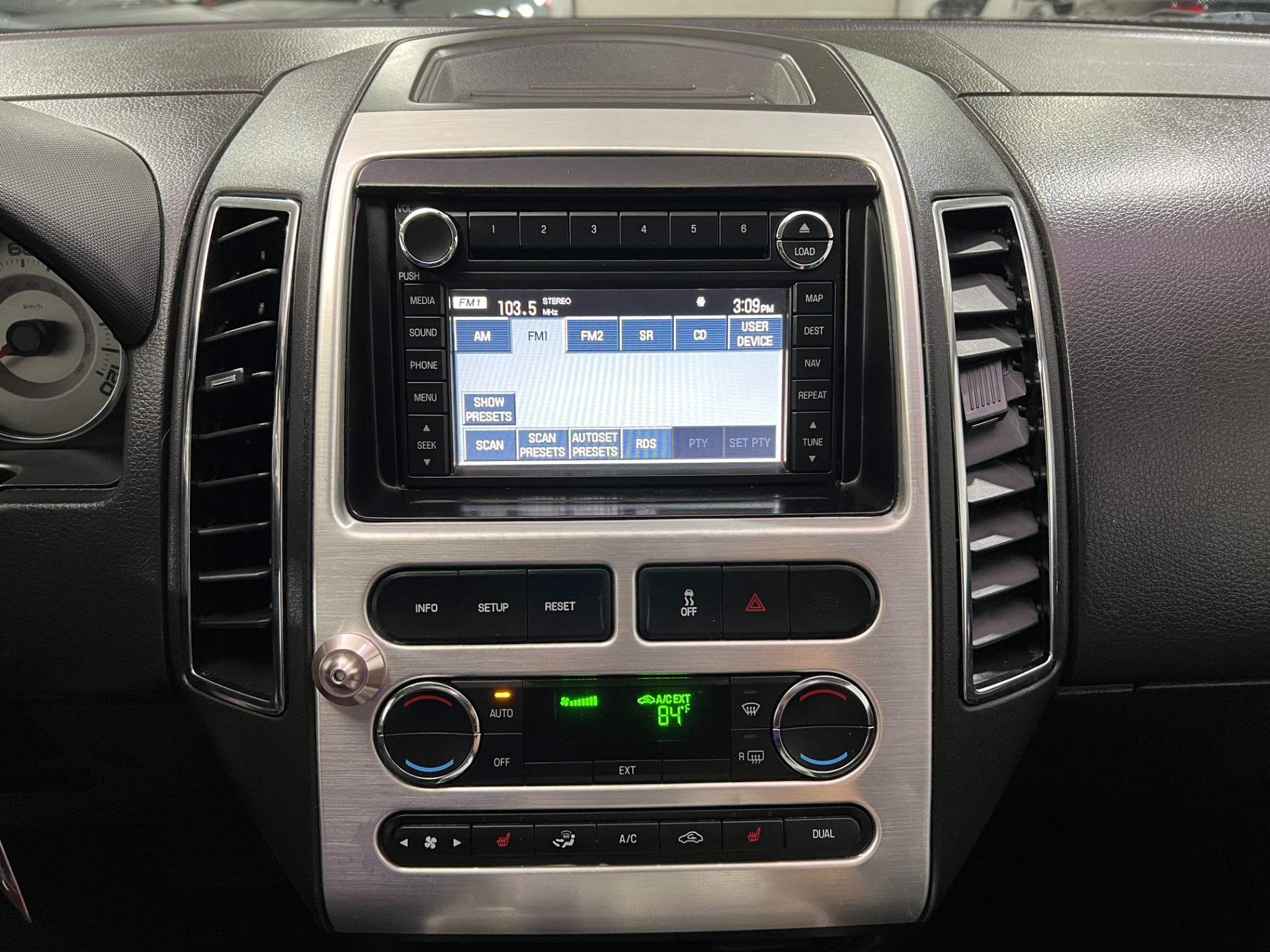 Used-2008-Ford-Edge-Limited-AWD