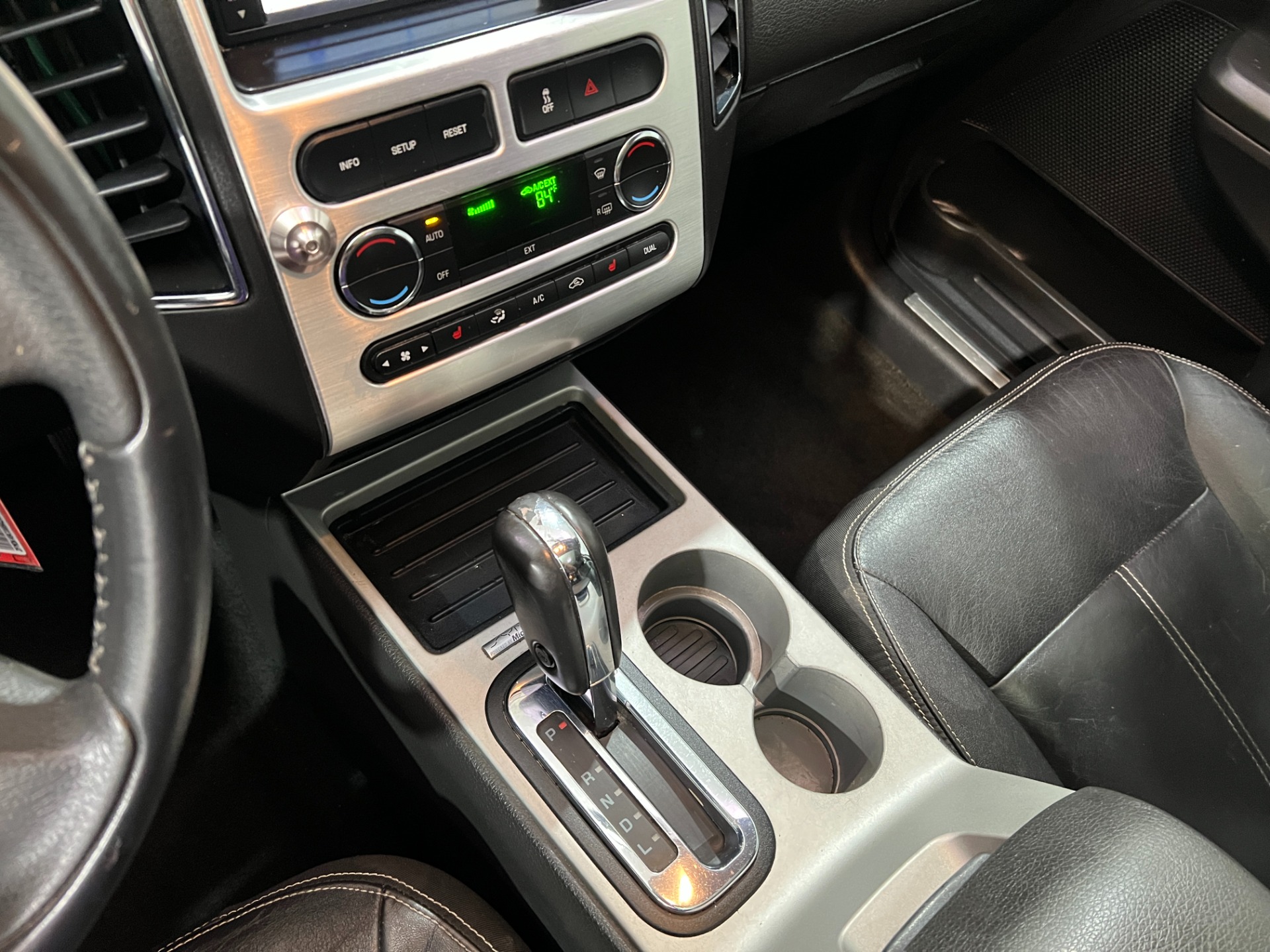Used-2008-Ford-Edge-Limited-AWD