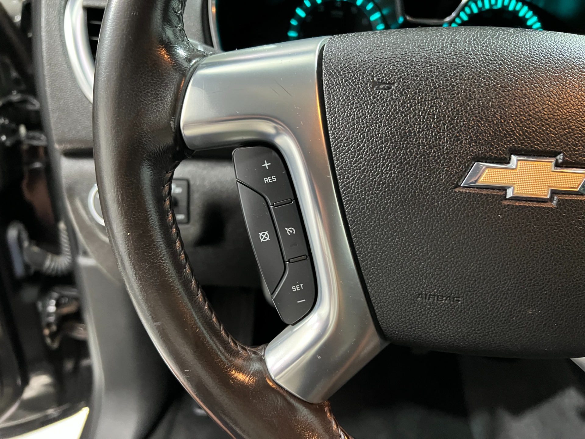 Used-2017-Chevrolet-Traverse-LT-FWD