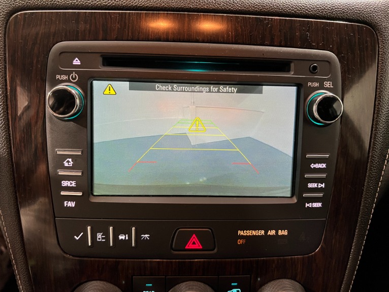Used-2017-Chevrolet-Traverse-LT-FWD