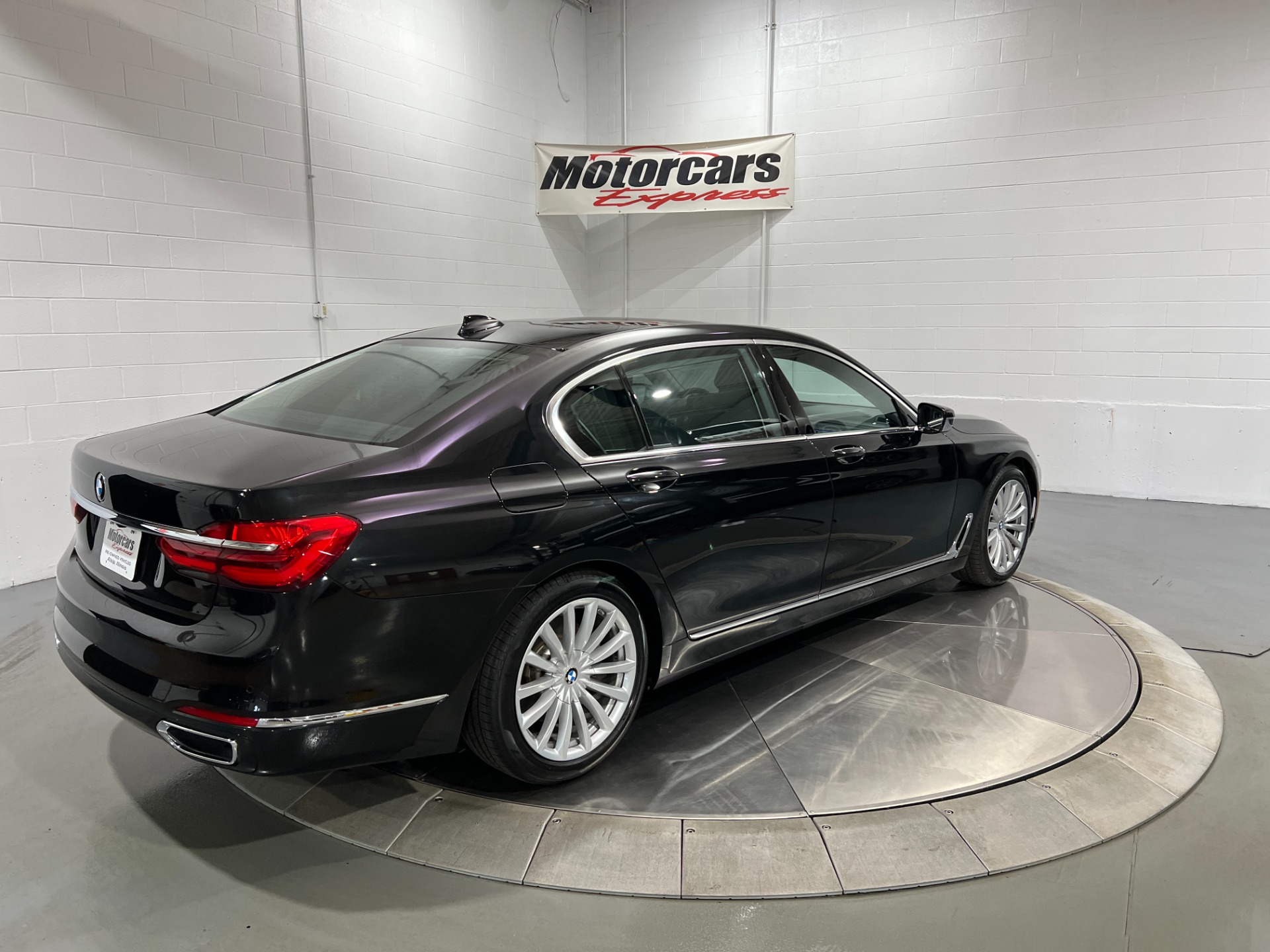 Used-2019-BMW-7-Series-740i-xDrive