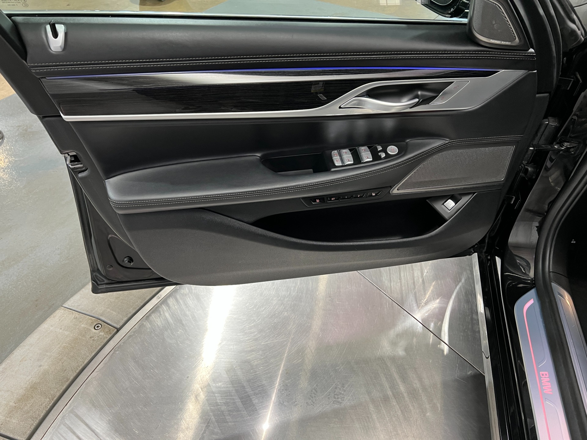 Used-2019-BMW-7-Series-740i-xDrive