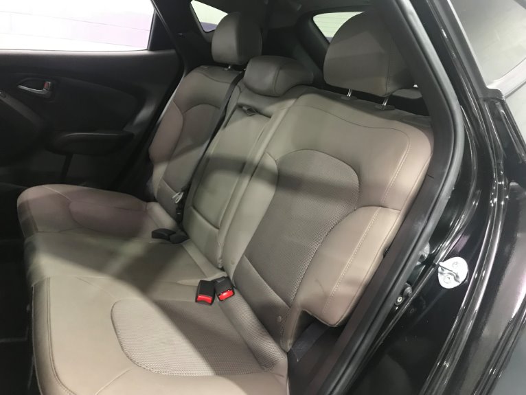 Used-2015-Hyundai-Tucson-SE