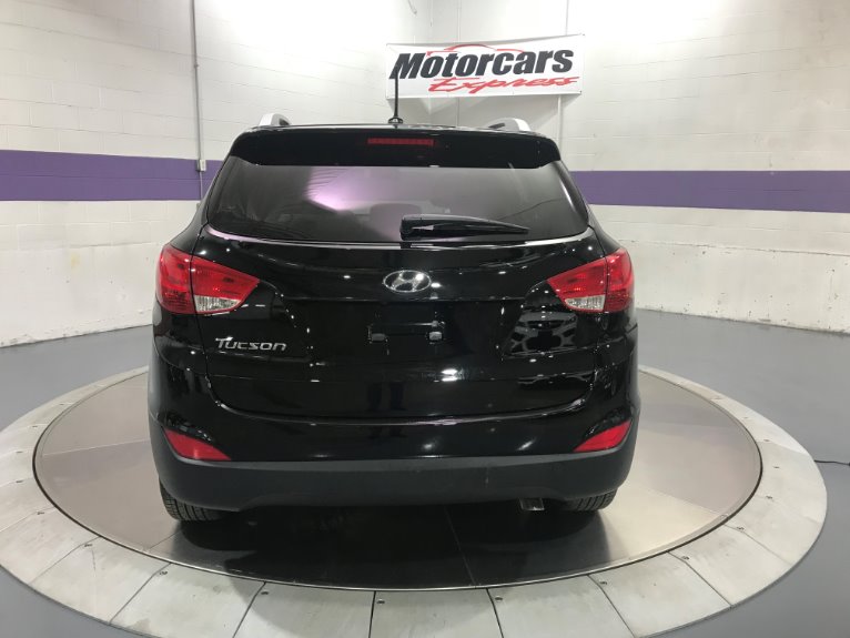 Used-2015-Hyundai-Tucson-SE
