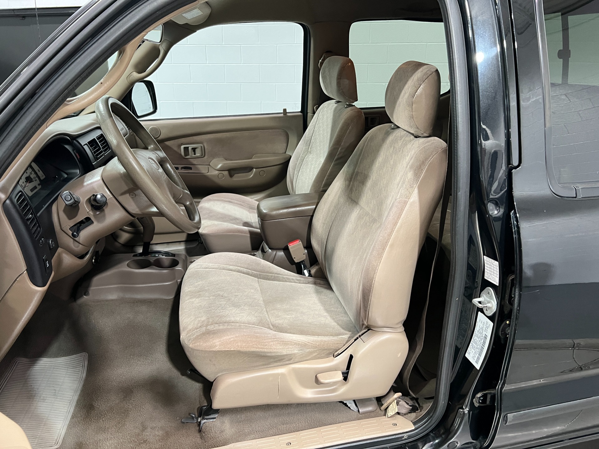 Used-2003-Toyota-Tacoma-PreRunner-V6-RWD