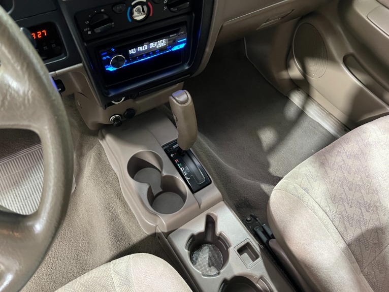Used-2003-Toyota-Tacoma-PreRunner-V6-RWD