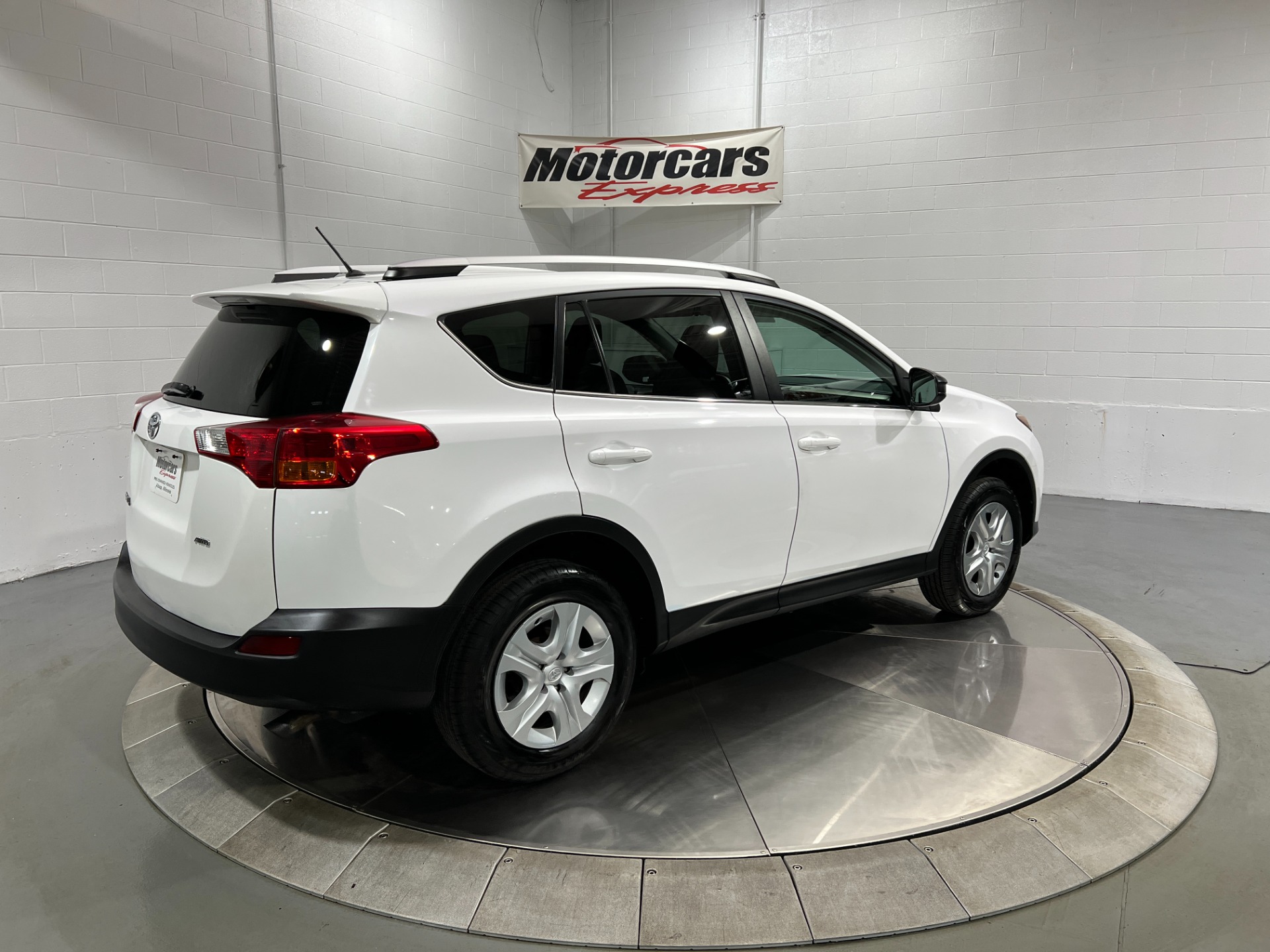 Used-2013-Toyota-RAV4-LE-AWD