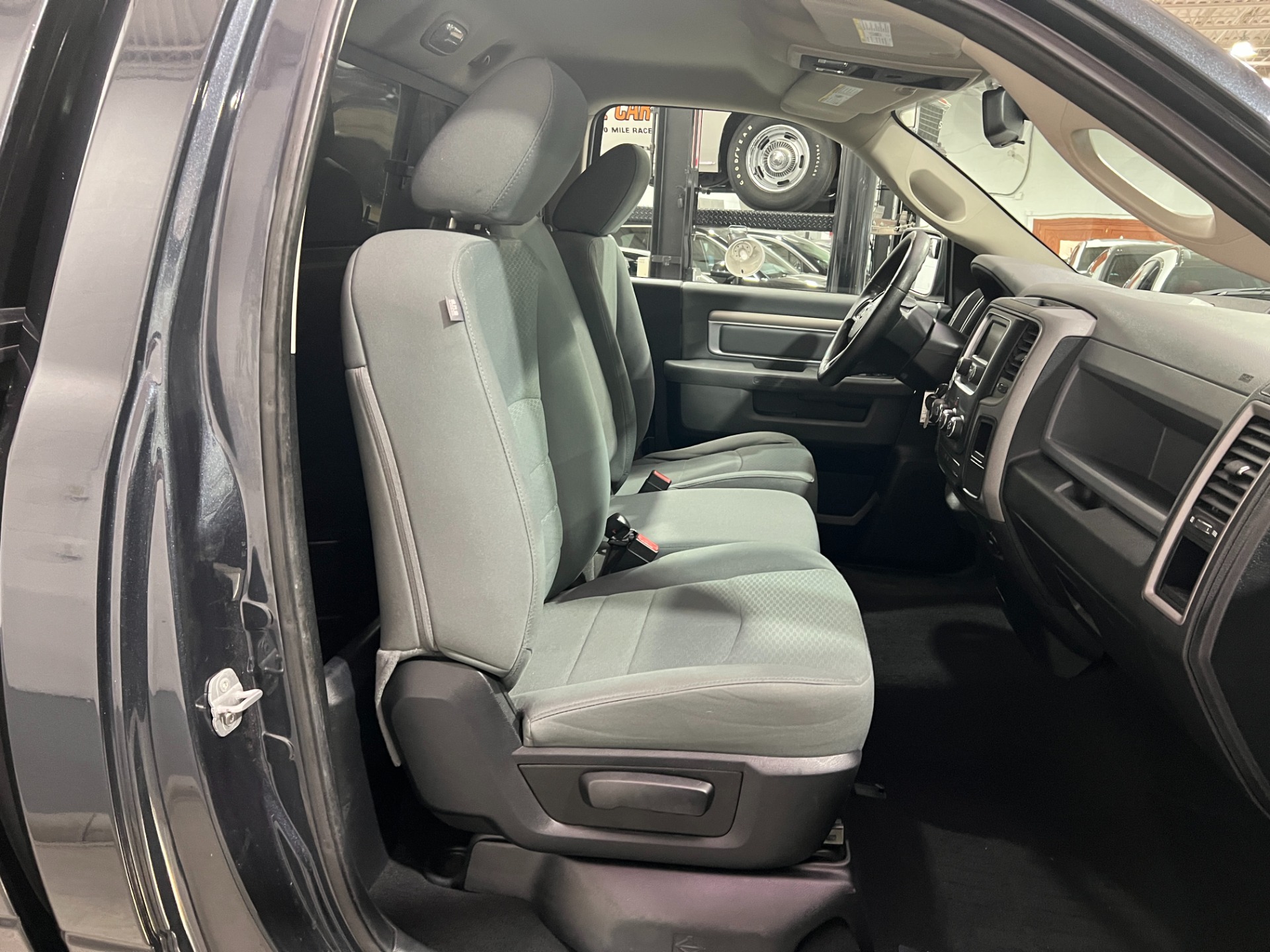 Used-2014-Ram-Ram-Pickup-1500-Tradesman-4X4