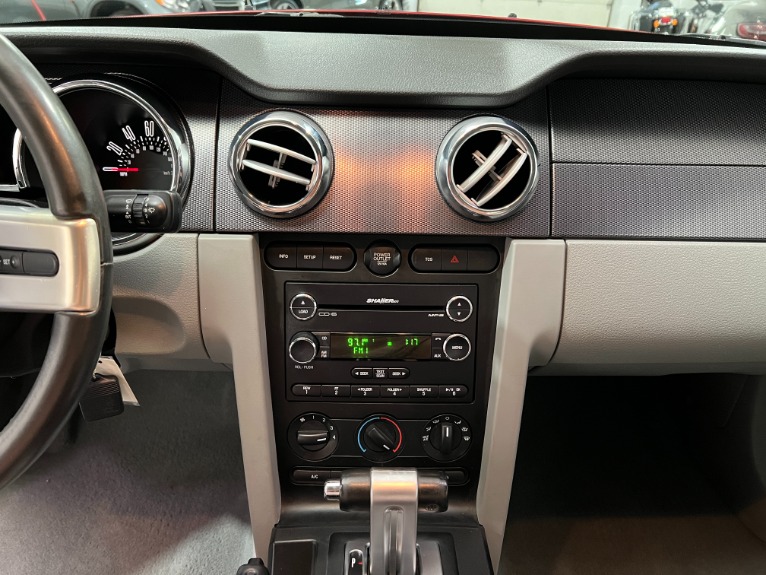 Used-2008-Ford-Mustang-V6-Premium-RWD