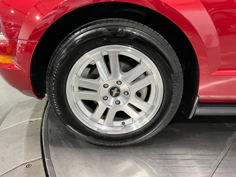 Used-2008-Ford-Mustang-V6-Premium-RWD