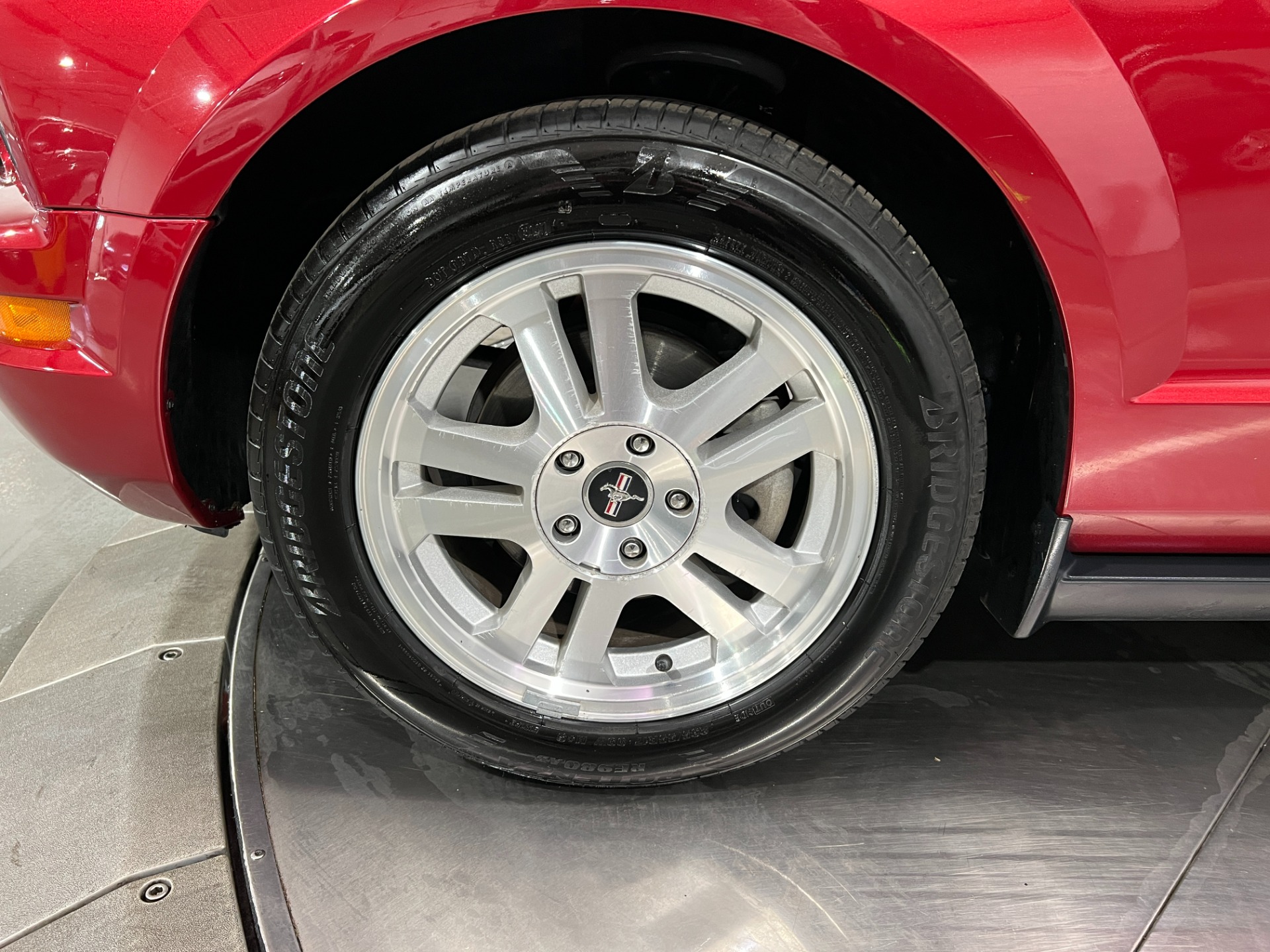 Used-2008-Ford-Mustang-V6-Premium-RWD