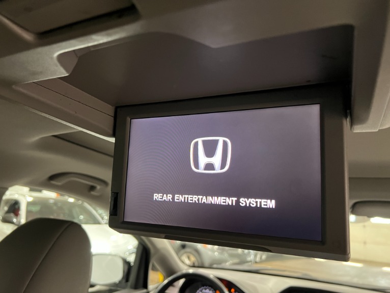Used-2016-Honda-Odyssey-Touring-FWD