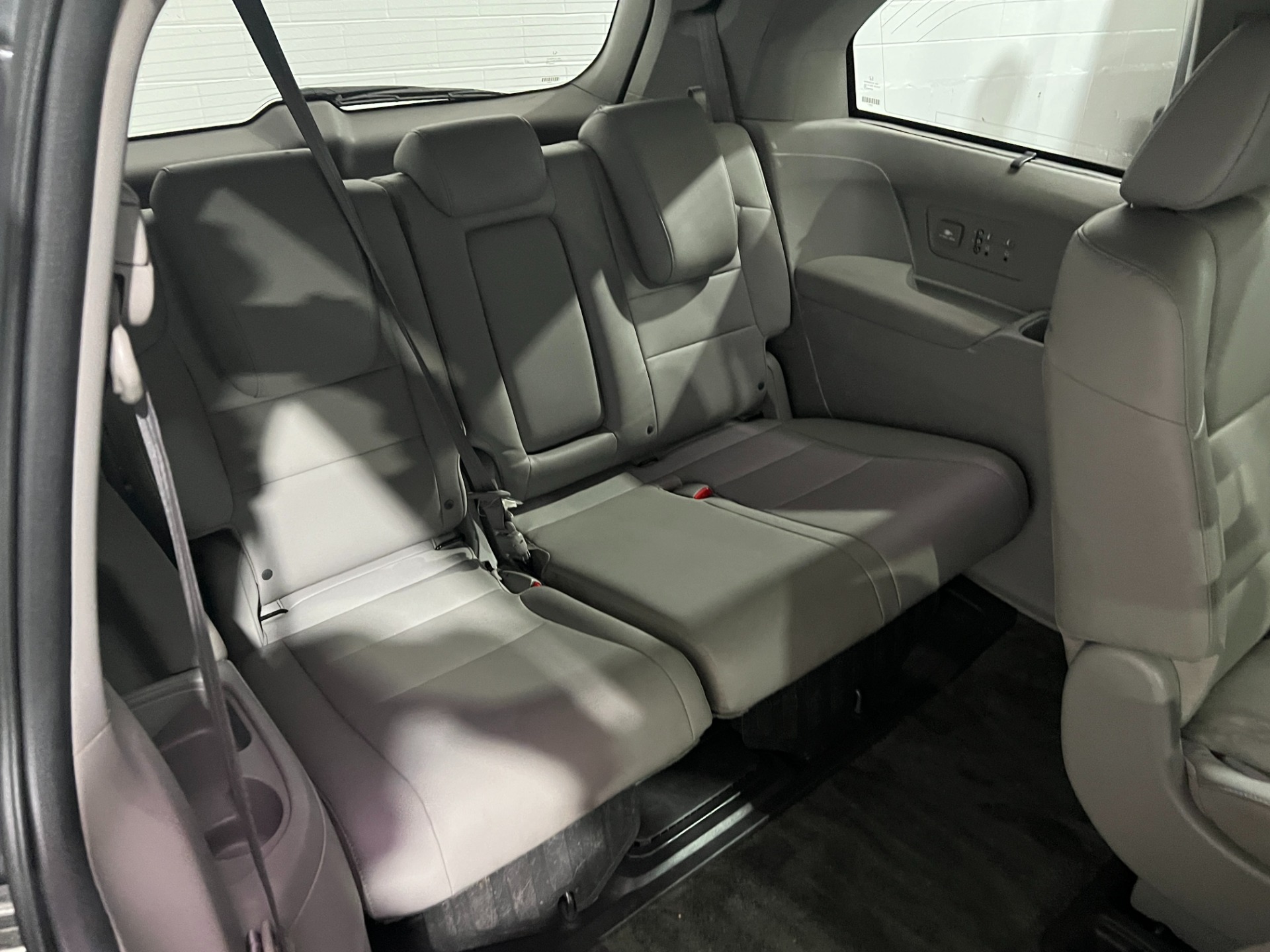 Used-2016-Honda-Odyssey-Touring-FWD