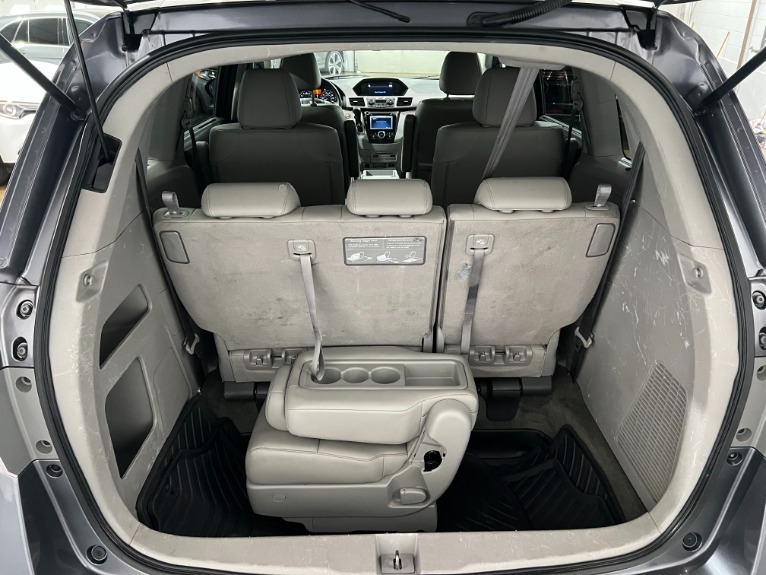 Used-2016-Honda-Odyssey-Touring-FWD