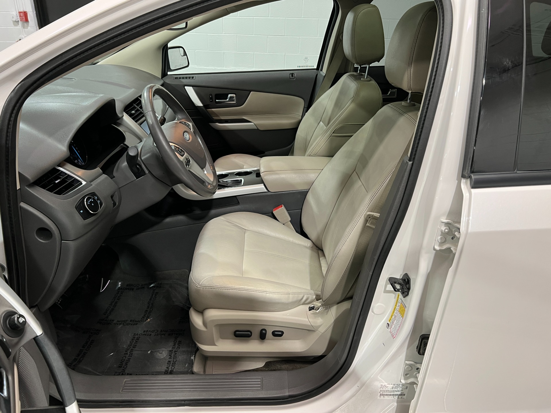 Used-2014-Ford-Edge-SEL-FWD