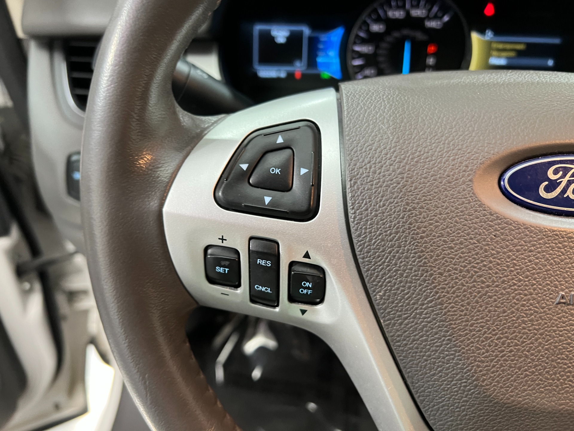 Used-2014-Ford-Edge-SEL-FWD