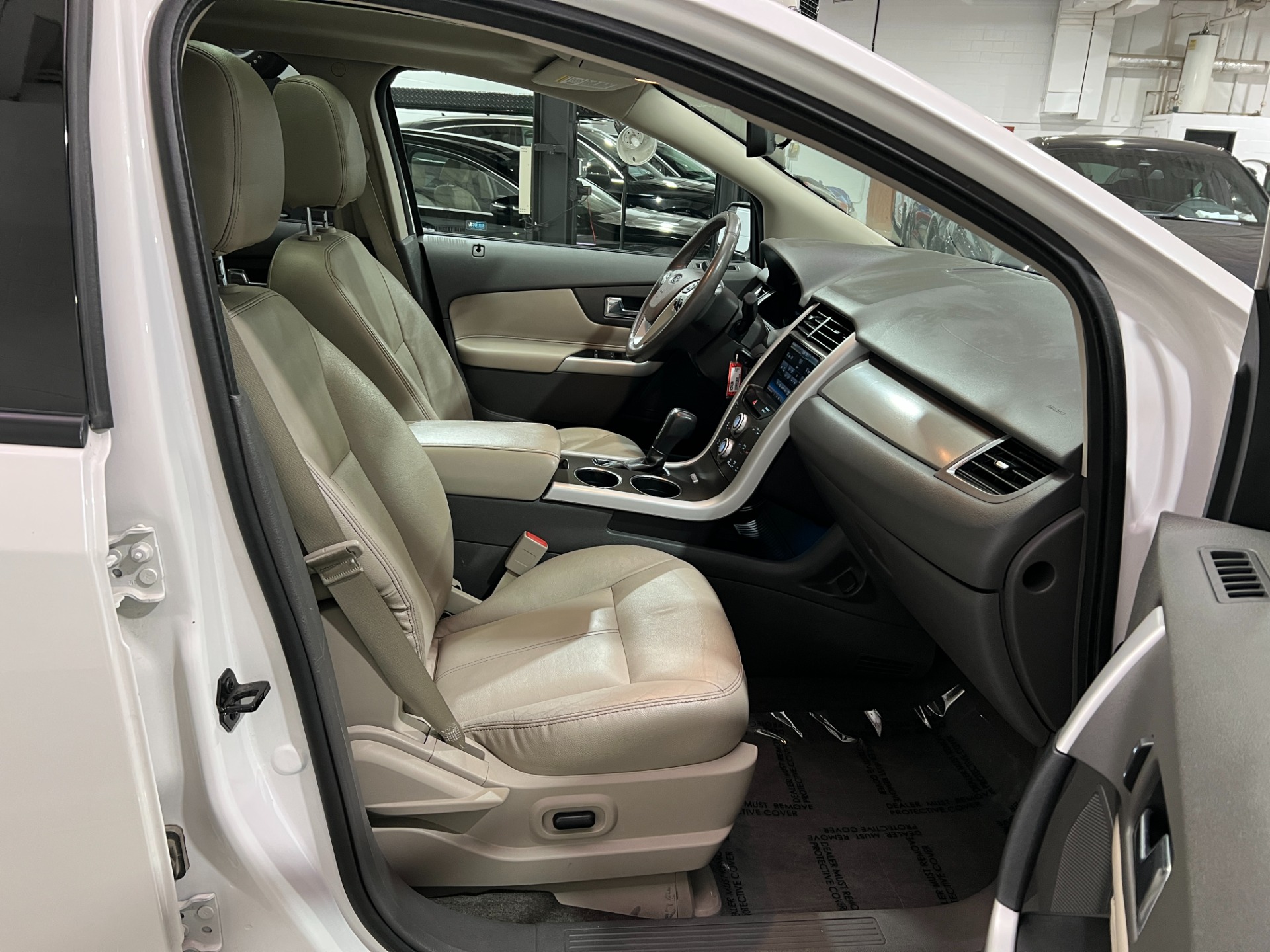 Used-2014-Ford-Edge-SEL-FWD