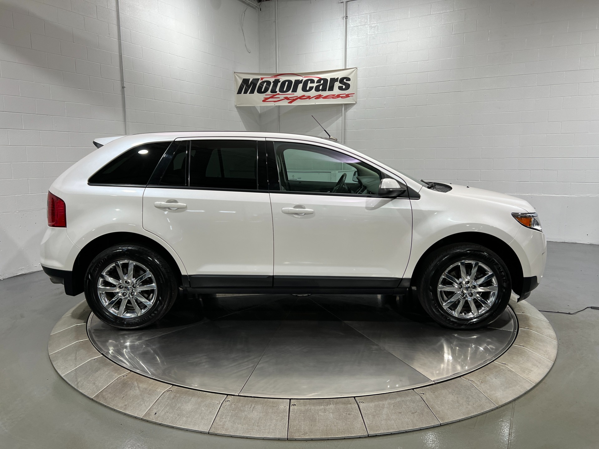 Used-2014-Ford-Edge-SEL-FWD