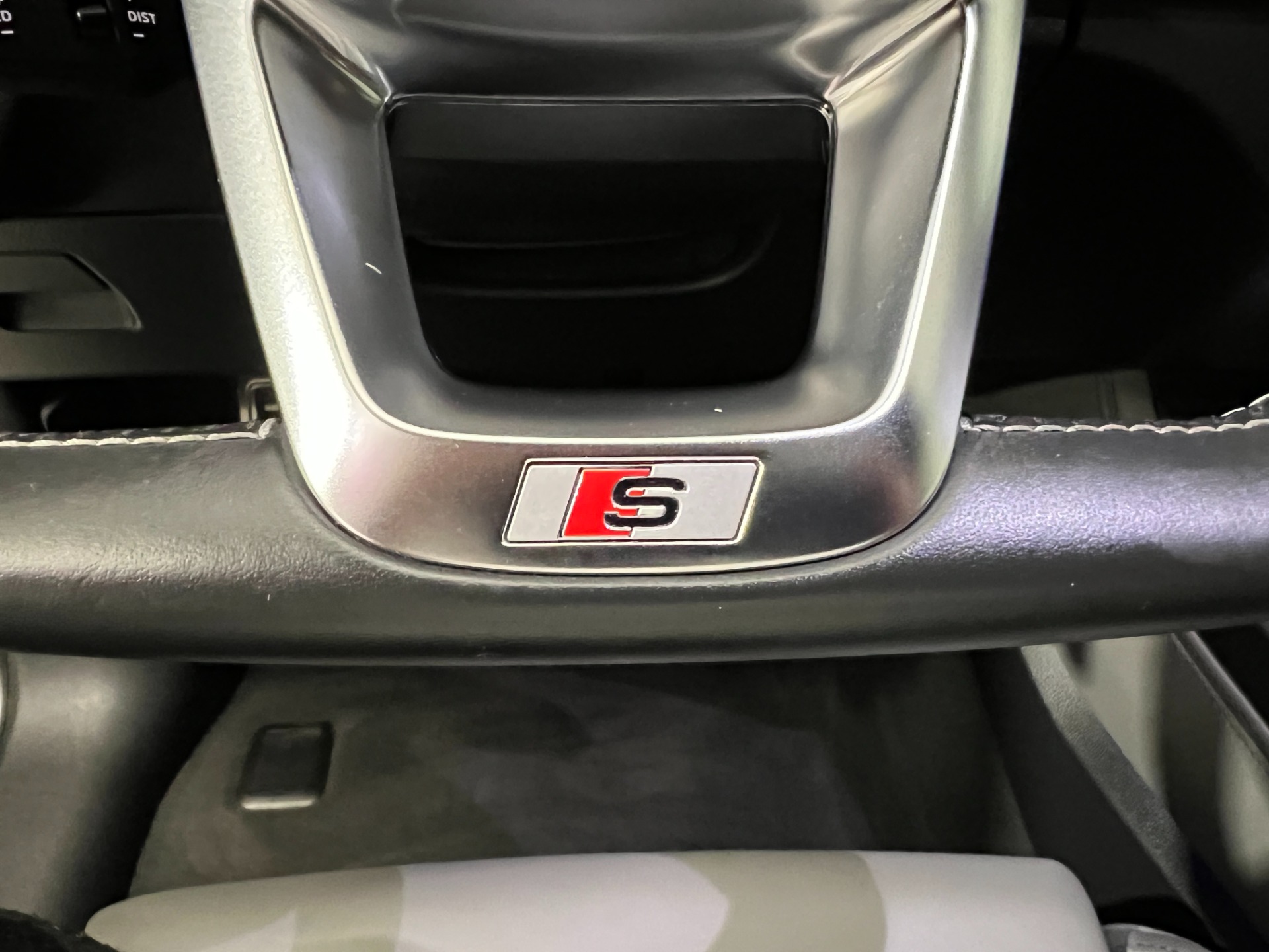 Used-2019-Audi-SQ5-30T-quattro-Prestige