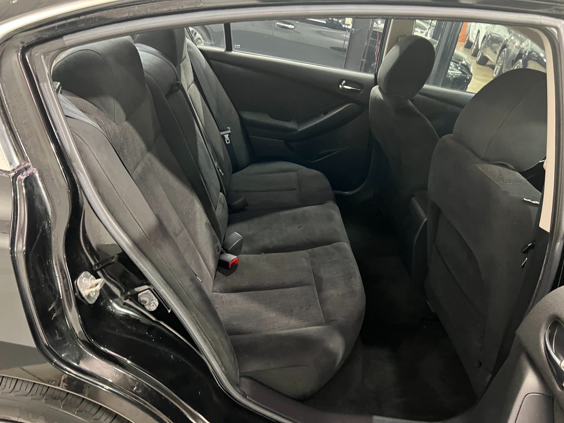 Used-2010-Nissan-Altima-25-S-FWD