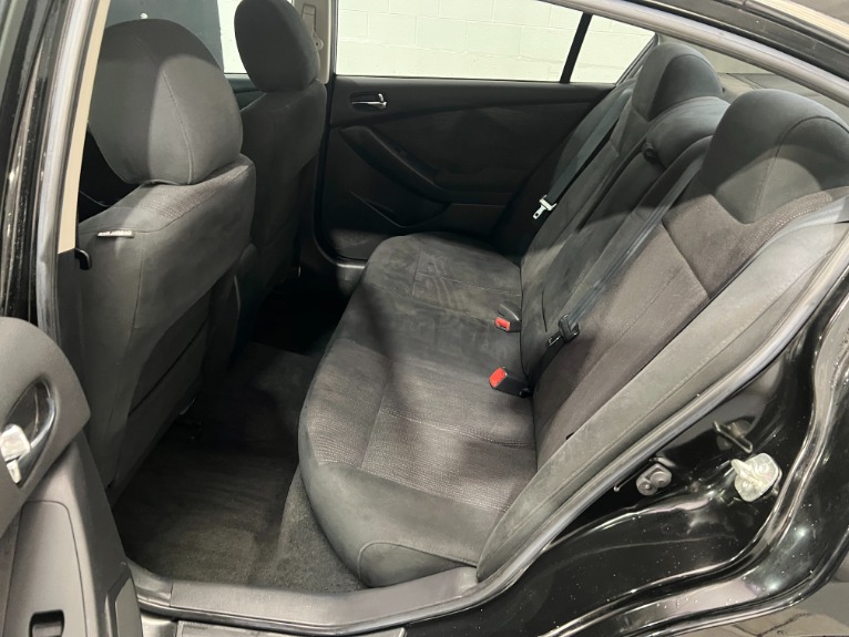 Used-2010-Nissan-Altima-25-S-FWD