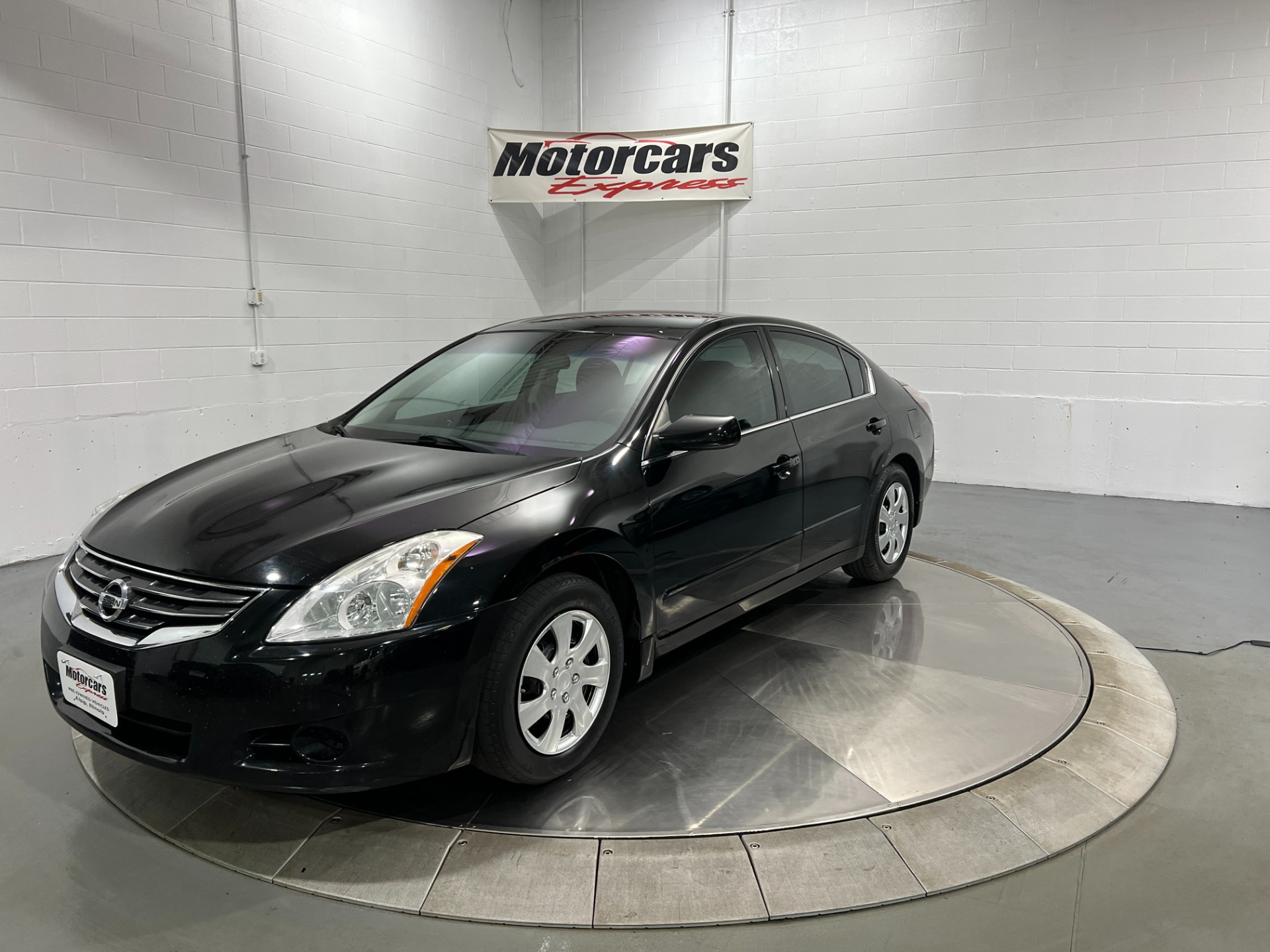 Used-2010-Nissan-Altima-25-S-FWD