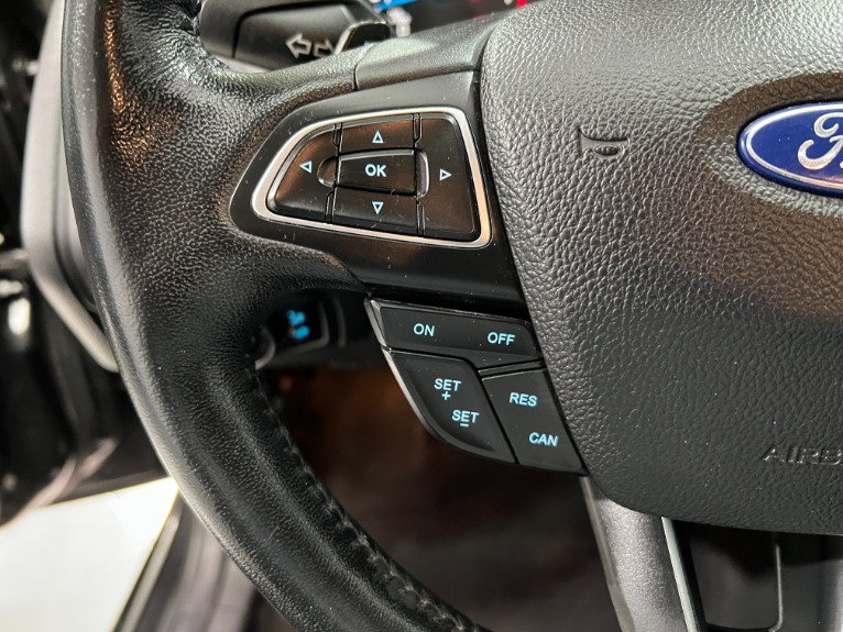 Used-2015-Ford-Focus-SE-FWD