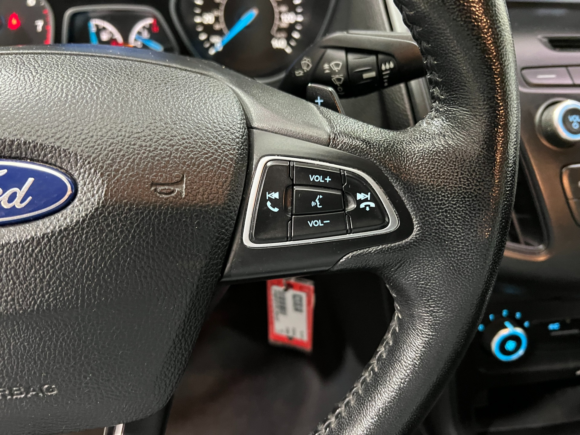Used-2015-Ford-Focus-SE-FWD