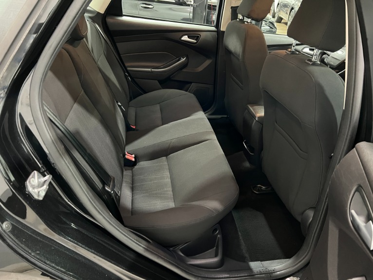 Used-2015-Ford-Focus-SE-FWD