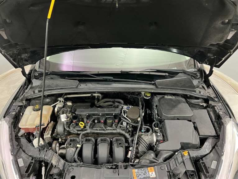 Used-2015-Ford-Focus-SE-FWD