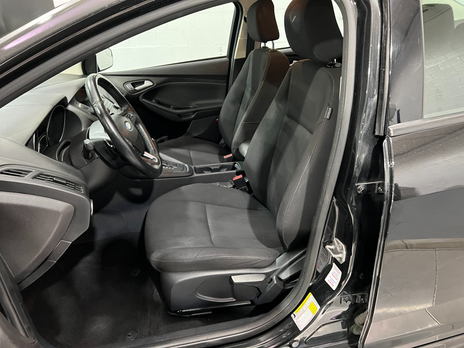 Used-2015-Ford-Focus-SE-FWD