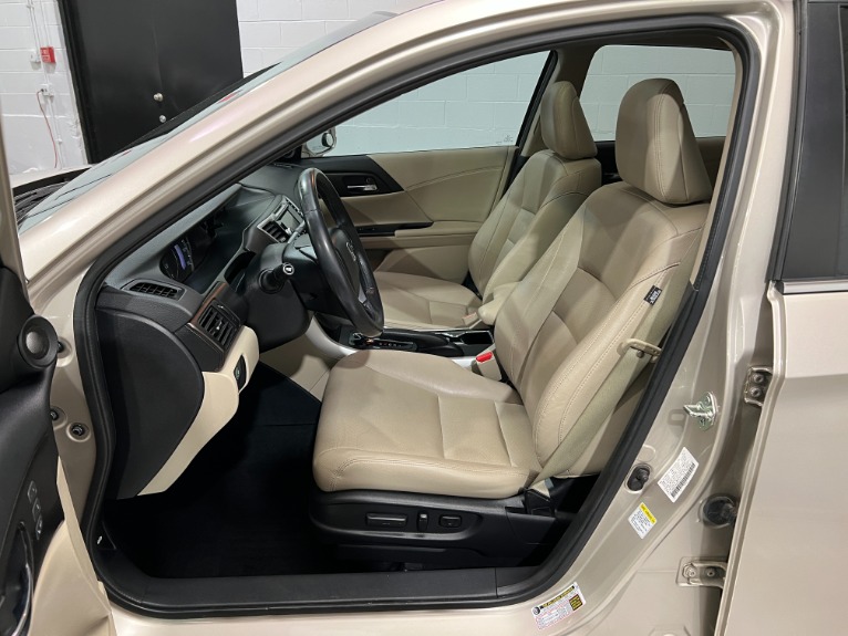 Used-2013-Honda-Accord-EX-L-w/Navi-FWD
