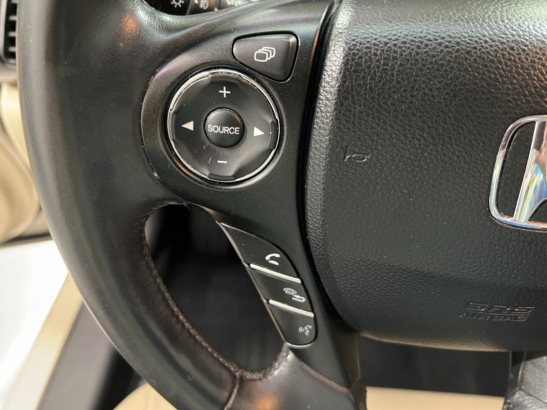 Used-2013-Honda-Accord-EX-L-w/Navi-FWD