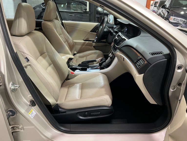Used-2013-Honda-Accord-EX-L-w/Navi-FWD