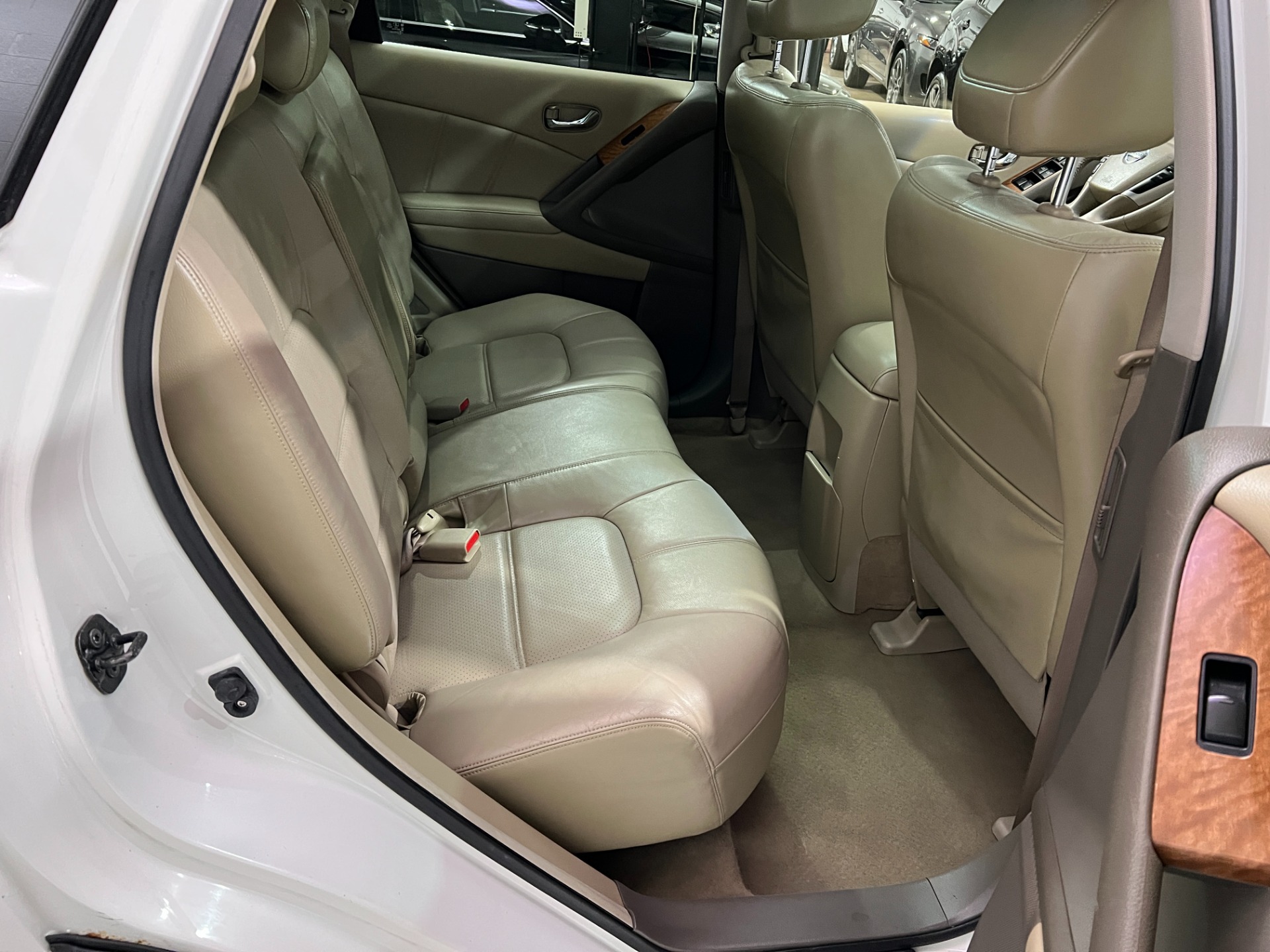 Used-2012-Nissan-Murano-Platinum-Edition-AWD