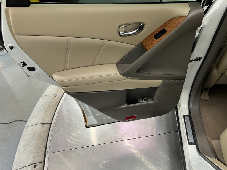 Used-2012-Nissan-Murano-Platinum-Edition-AWD