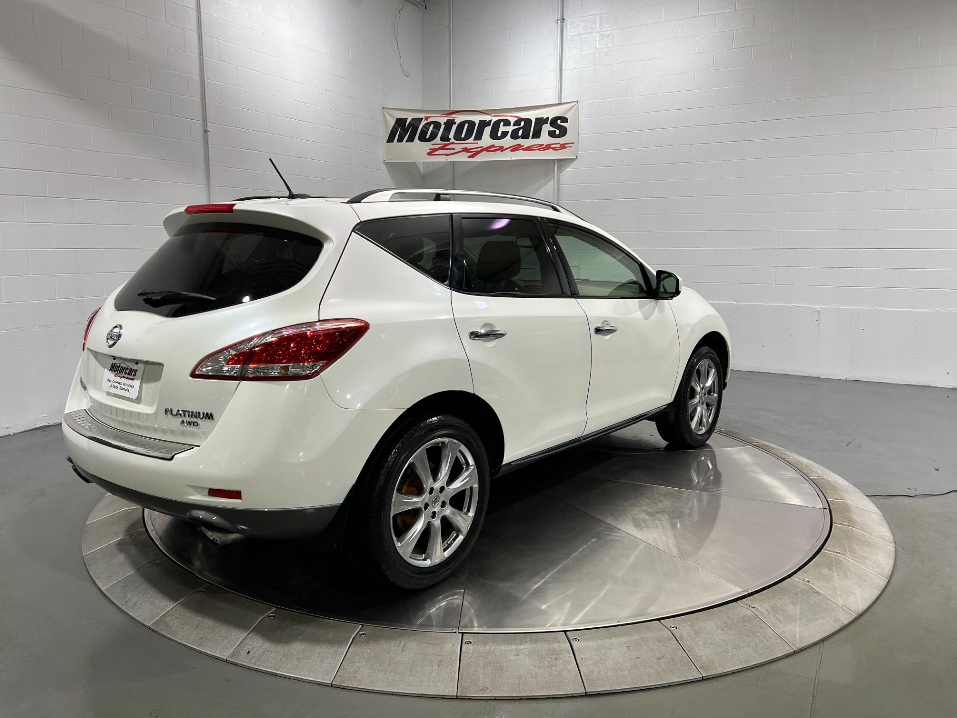 Used-2012-Nissan-Murano-Platinum-Edition-AWD